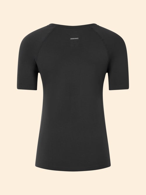 T-shirt desportivo efeito segunda pele - (ekstract) - Kiabi T-shirt desportivo efeito segunda pele - (ekstract) - Kiabi