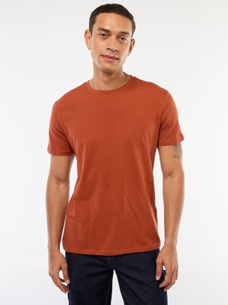 T-shirt direita em jersey lisa