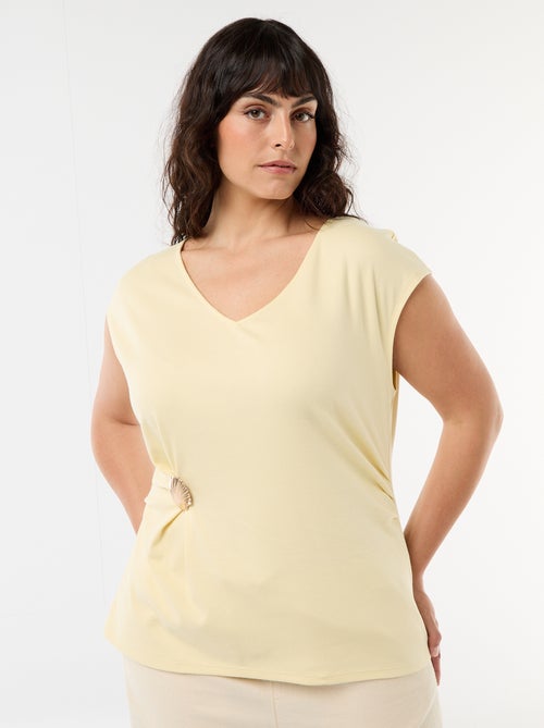 T-shirt drapeada com joia dourada - Kiabi