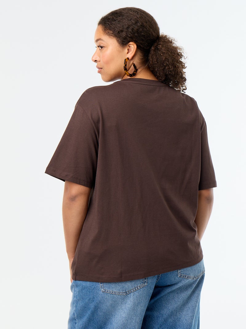 T-shirt drapeada com joia dourada tipo broche Castanho - Kiabi