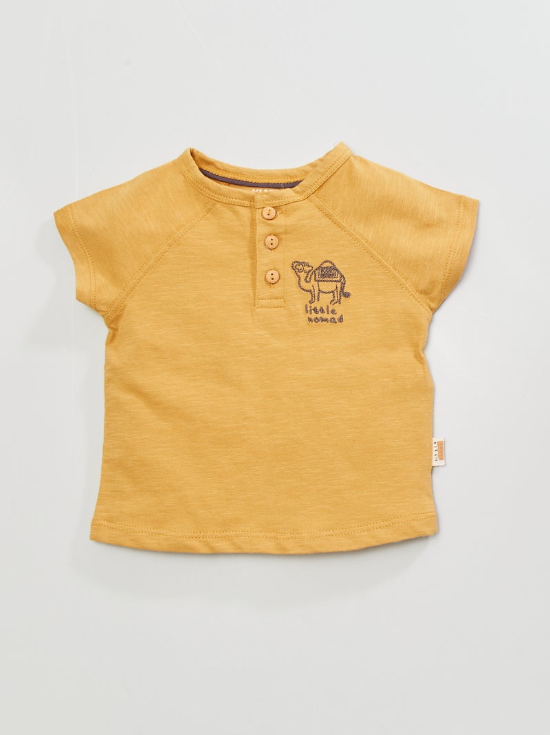 T-shirt 'dromedário' gola tunisina AMARELO - Kiabi