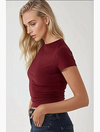 T-shirt em algodão com gola redonda e corte slim e toque suave hiccup