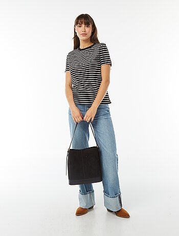 T-shirt em algodão grosso