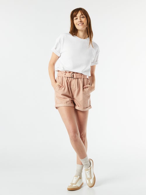 T-shirt em algodão para mulher com gola redonda e mangas curtas - Kiabi T-shirt em algodão para mulher com gola redonda e mangas curtas - Kiabi