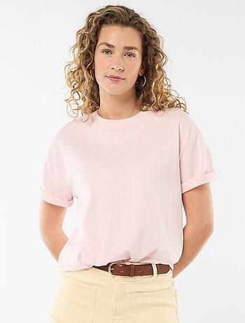T-shirt em algodão para mulher com gola redonda e mangas curtas
