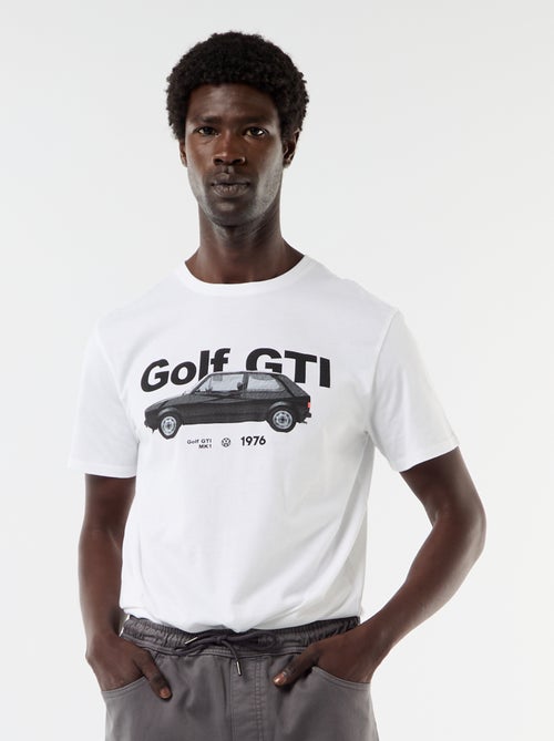 T-shirt em homenagem ao 'Golf GTI' da 'Volkswagen' - Kiabi