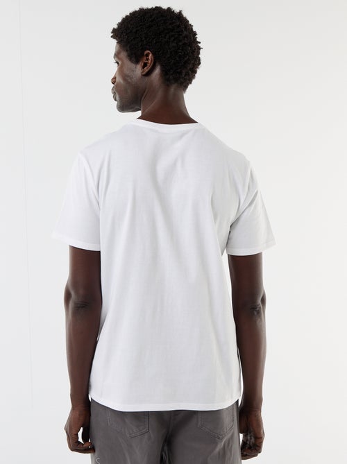 T-shirt em homenagem ao 'Golf GTI' da 'Volkswagen' - Kiabi
