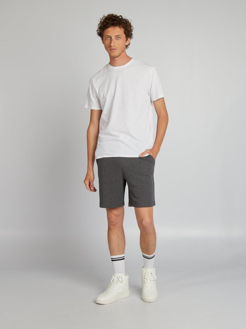 T-shirt em jacquard com gola redonda Branco - Kiabi