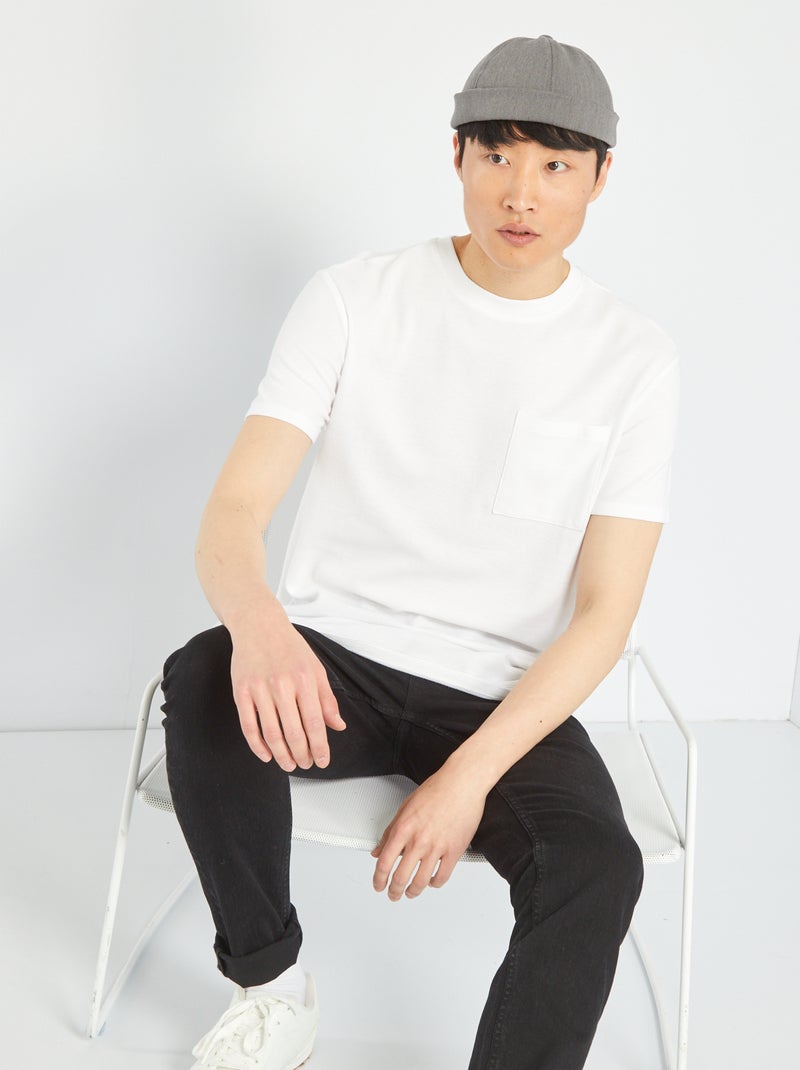 T-shirt em jacquard lisa às riscas Branco - Kiabi