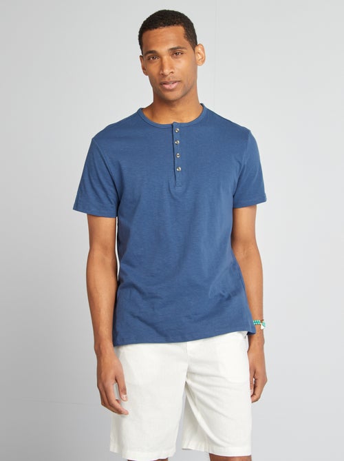 T-shirt em jersey com gola tunisina - Kiabi
