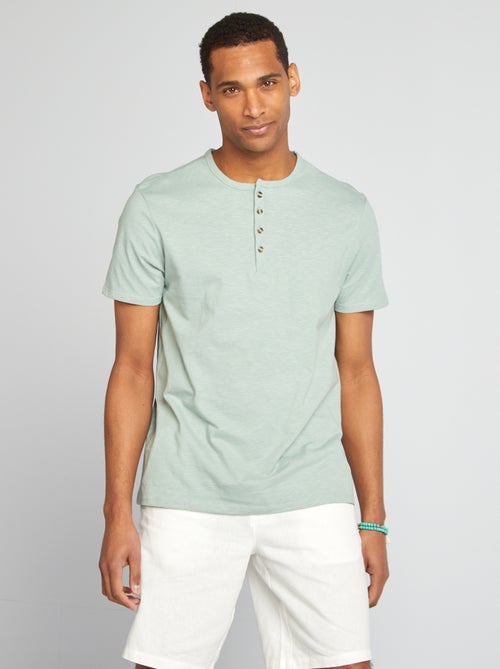T-shirt em jersey com gola tunisina - Kiabi