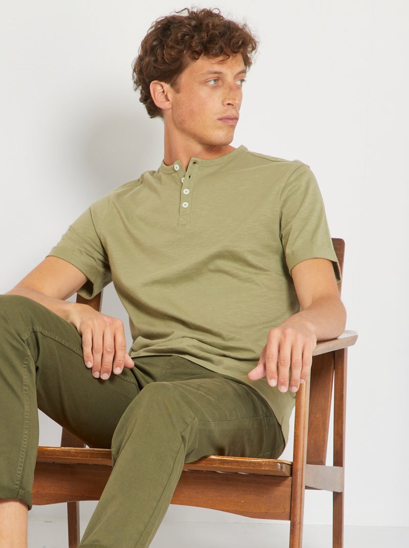 T-shirt em jersey com gola tunisina VERDE - Kiabi