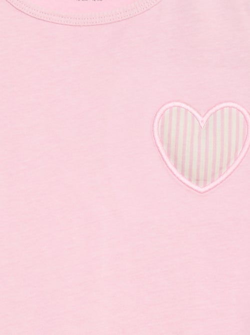 T-shirt em jersey de algodão com patch de coração - Kiabi