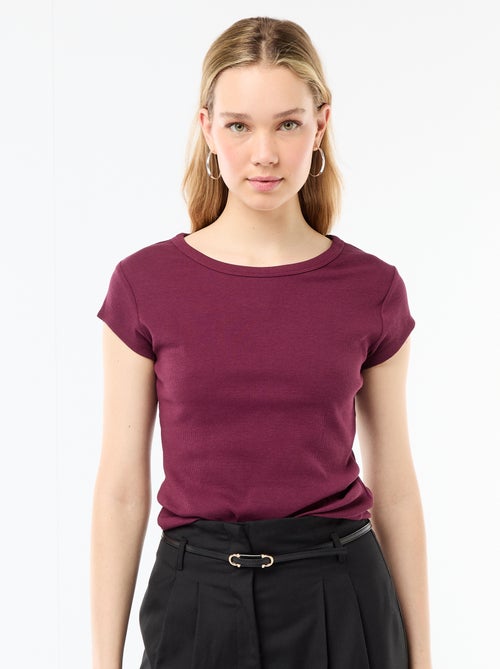 T-shirt em jersey de mangas curtas com textura canelada - Kiabi T-shirt em jersey de mangas curtas com textura canelada - Kiabi