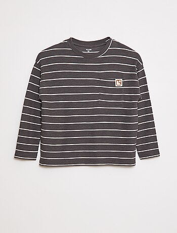T-shirt em malha às riscas