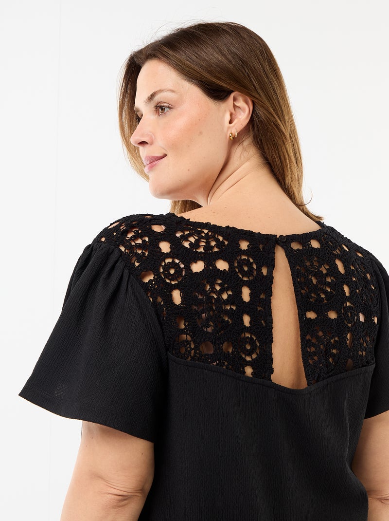 T-shirt em malha crepe e macramé Preto - Kiabi