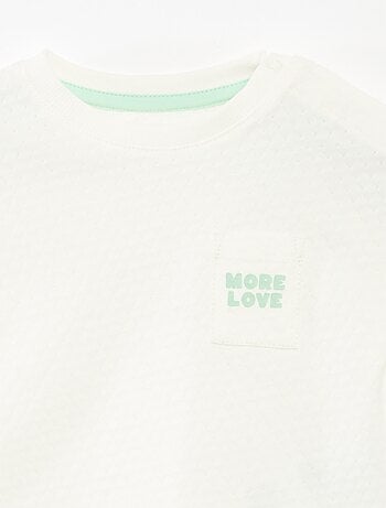 T-shirt em malha gofrada