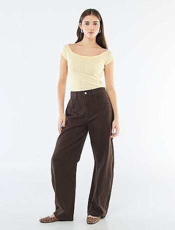 T-shirt em malha rendada