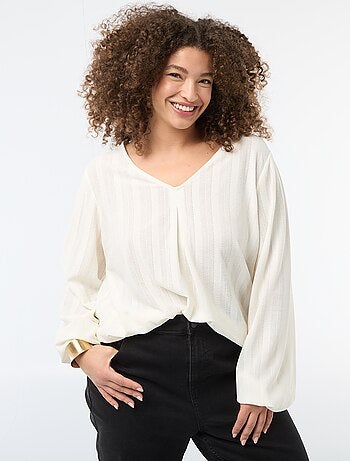 T-shirt em malha rendada com mangas curtas