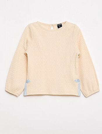 T-shirt em malha rib com nós fantasia