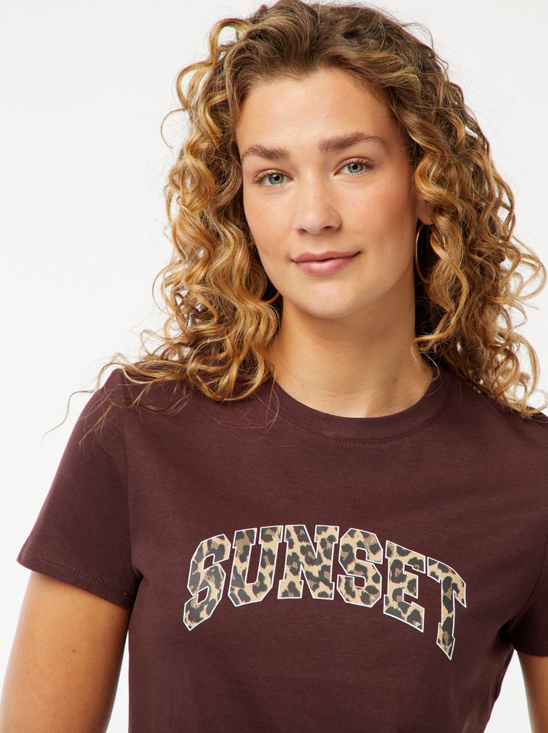 T-shirt estampada Castanho - Kiabi