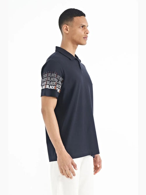 T-shirt estampada com gola polo tommy - Kiabi T-shirt estampada com gola polo tommy - Kiabi