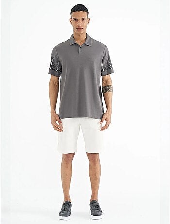 T-shirt estampada com gola polo tommy