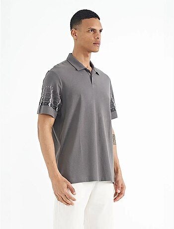 T-shirt estampada com gola polo tommy