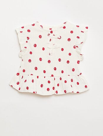 T-shirt estampada e com folhos
