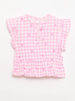 T-shirt estampada e com folhos