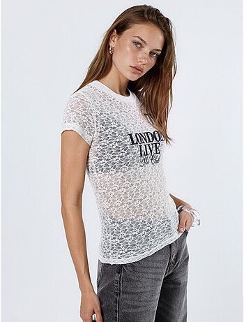 T-shirt estampada em renda com gola redonda busem