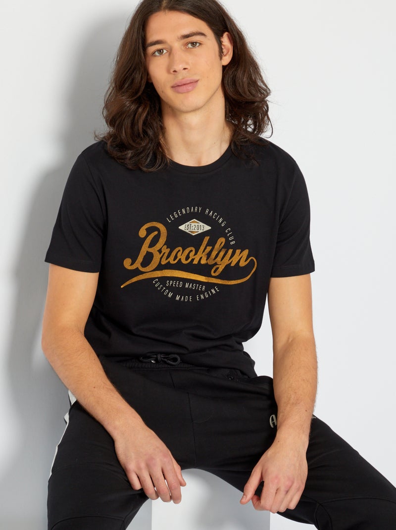 T-shirt estampada 'Produkt' Preto - Kiabi