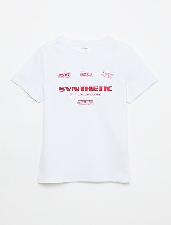T-shirt estampado com mensagem
