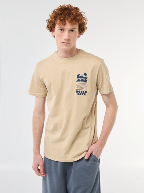 T-shirt estampado com padrão localizado em algodão liso - Kiabi