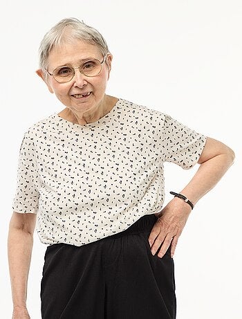 T-shirt estampado de manga curta - Fácil de Vestir