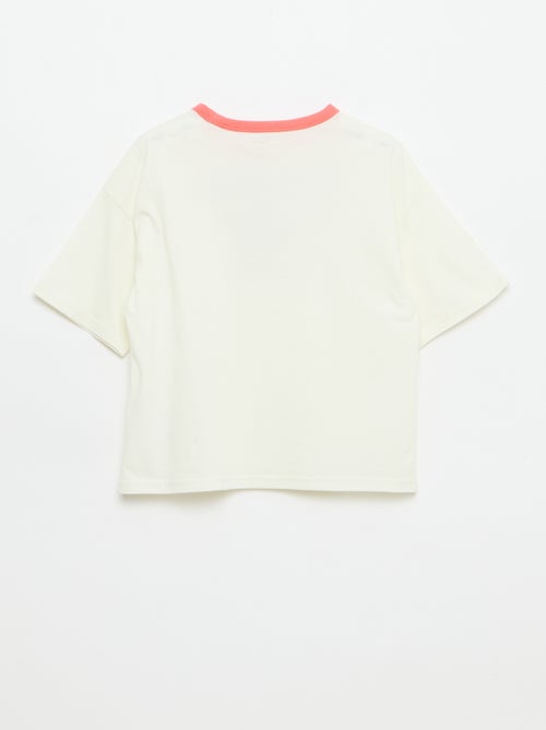 T-shirt estampado divertido de mangas curtas com debruns contrastantes - Kiabi