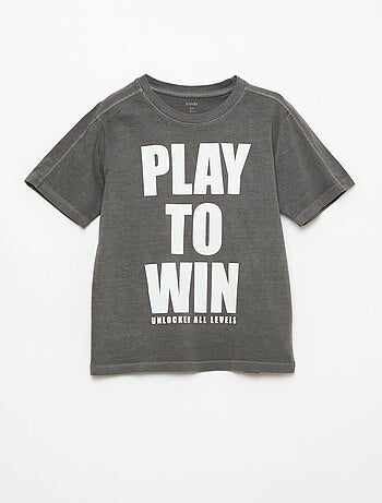 T-shirt estilo basquetebol