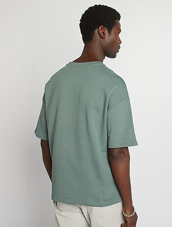 T-shirt estilo sweatshirt em moletão
