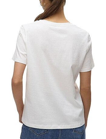T-Shirt Feminina Branca Vero Moda Feyola