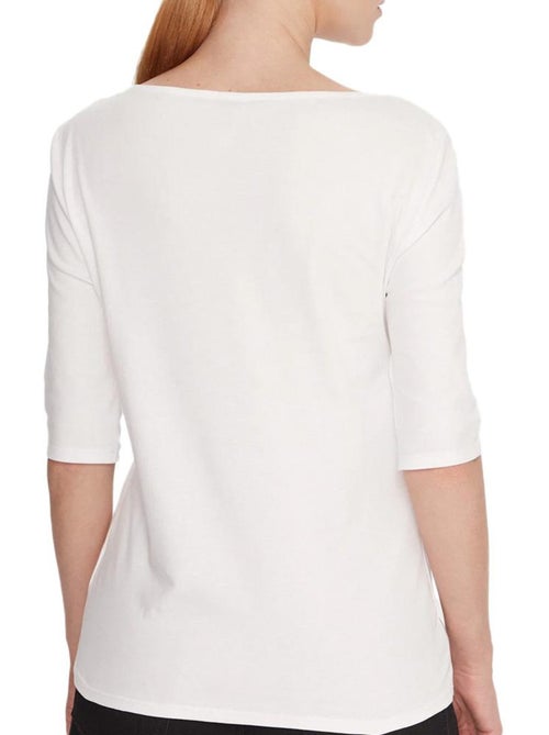 T-Shirt Feminina Calvin Klein Jeans Half Supima Boat Branca - Kiabi T-Shirt Feminina Calvin Klein Jeans Half Supima Boat Branca - Kiabi