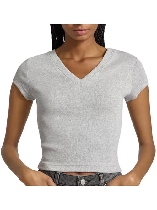 T-Shirt Feminina Calvin Klein Jeans Label Cinzenta Nuvem - Kiabi T-Shirt Feminina Calvin Klein Jeans Label Cinzenta Nuvem - Kiabi