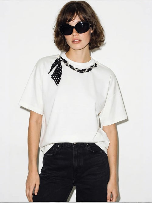 T-shirt feminina de algodão e elastano lucci - Kiabi T-shirt feminina de algodão e elastano lucci - Kiabi