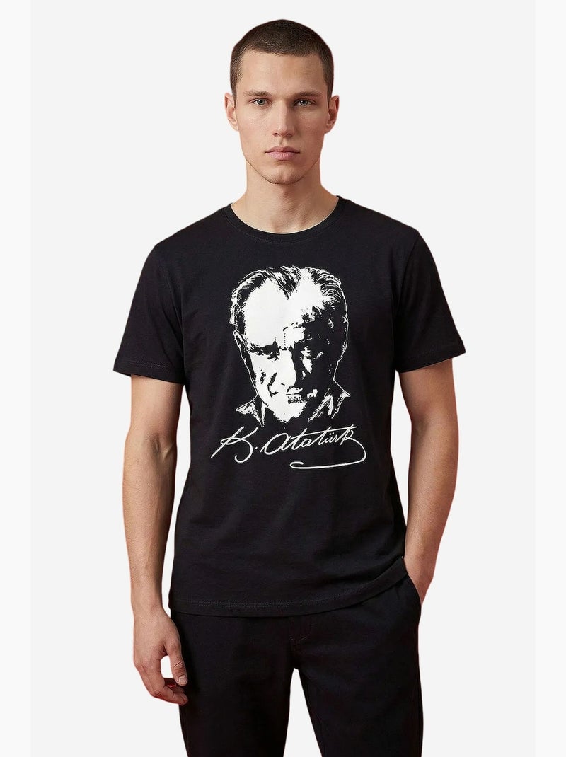 T-shirt feminina de algodão e elastano tommy Preto - Kiabi