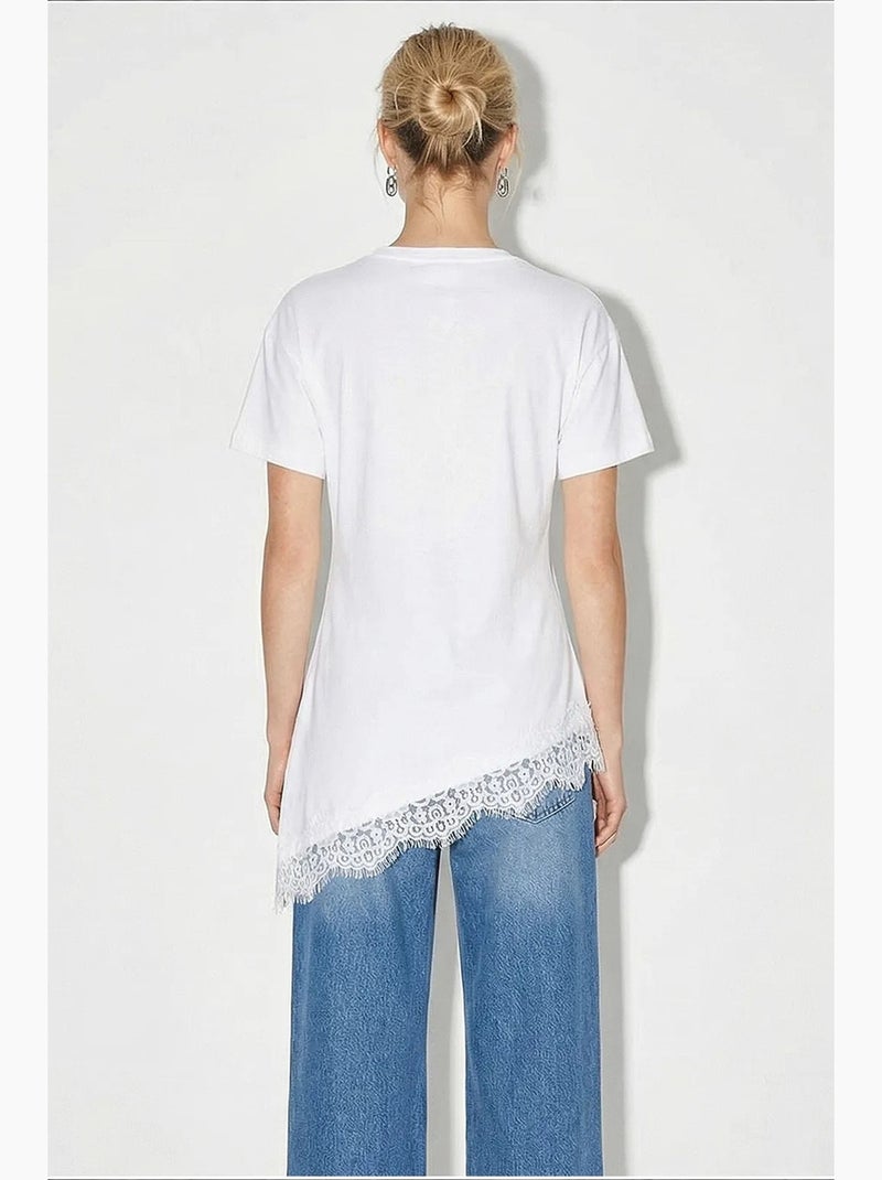 T-shirt feminina de poliéster e elastano lucci Branco - Kiabi
