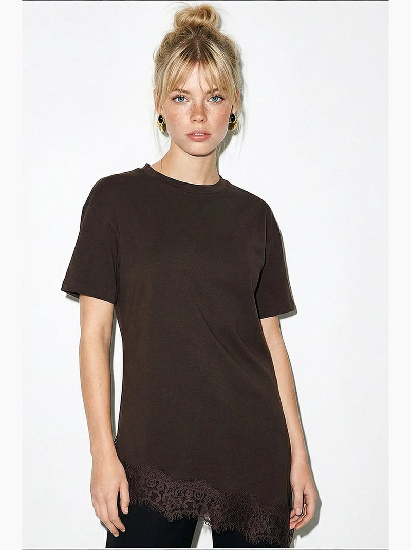 T-shirt feminina de poliéster e elastano lucci Castanho-chocolate - Kiabi