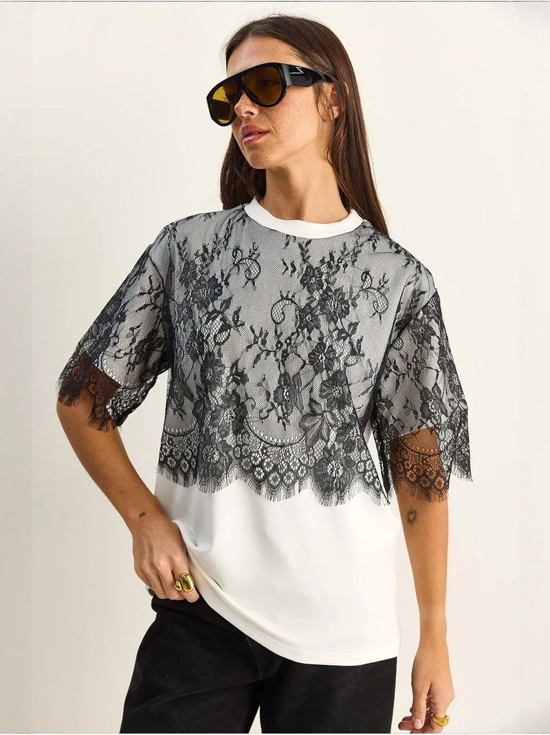 T-shirt feminina em mistura de viscose lucci Branco - Kiabi