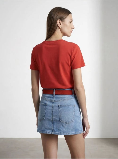 T-shirt feminina lisa com gola redonda dilvin - Kiabi T-shirt feminina lisa com gola redonda dilvin - Kiabi