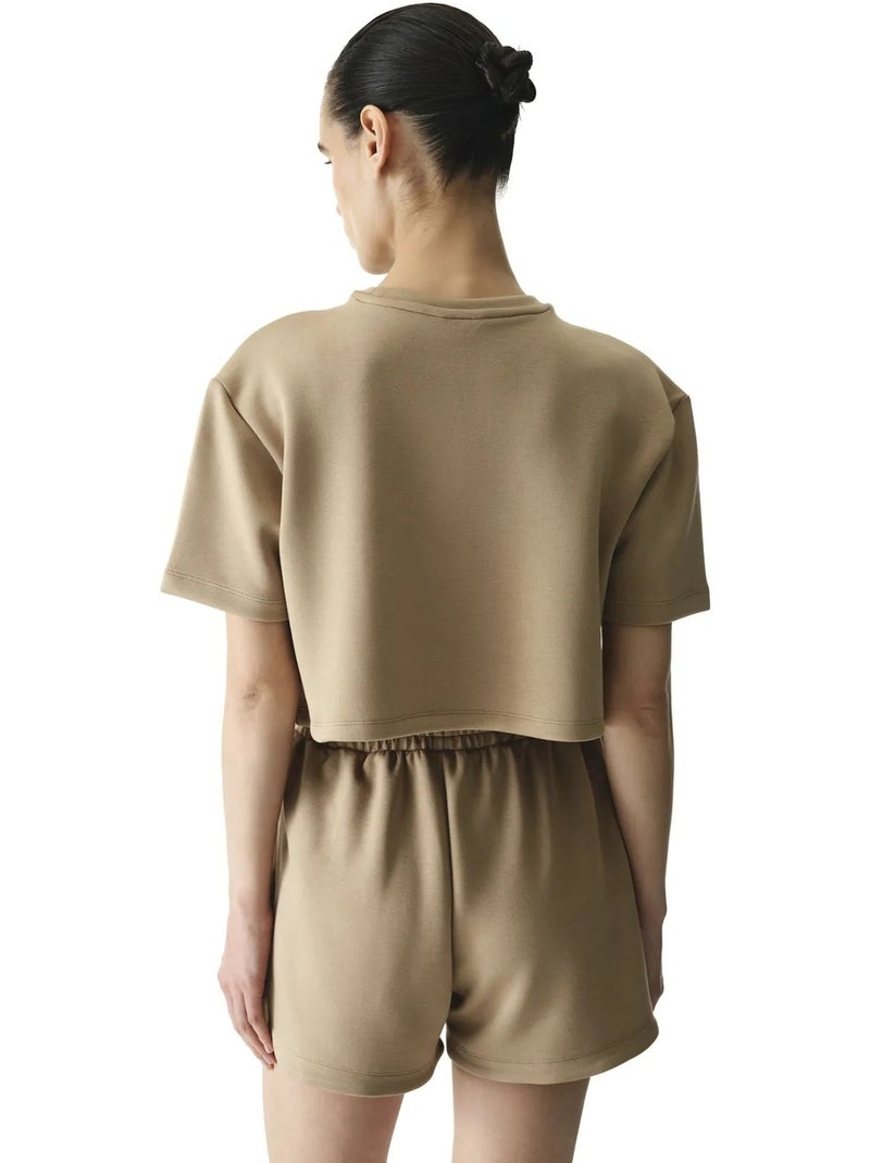T-shirt feminina silky feel com pespontos penti Camelo - Kiabi