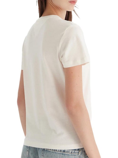 T-Shirt Feminina Tommy Hilfiger Linears Branca - Kiabi T-Shirt Feminina Tommy Hilfiger Linears Branca - Kiabi