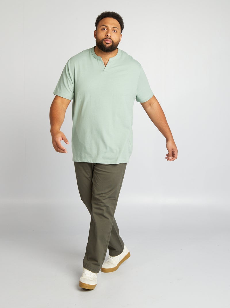 T-shirt gola mao e abertura em bico VERDE - Kiabi